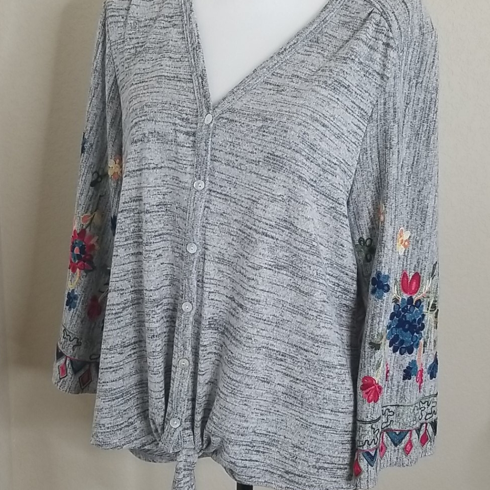 Fig And Flower Button Down Top With Embroidery - image 7